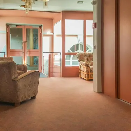 מלון Les Berges 3*