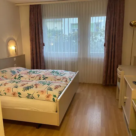 Les Berges 3* Chippis