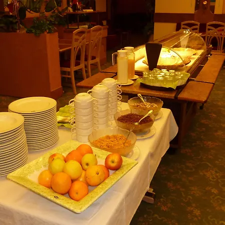 Les Berges Hotel 3*