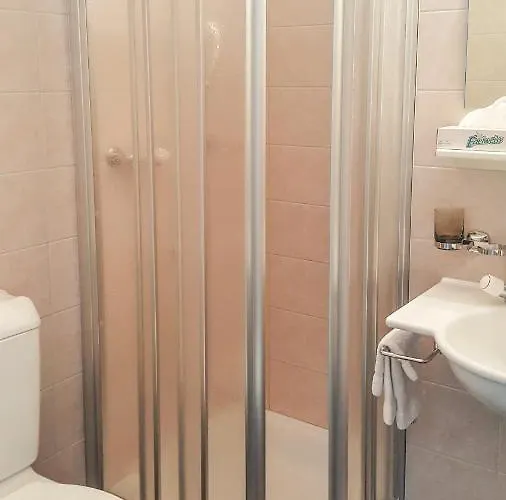 Les Berges Hotel 3*