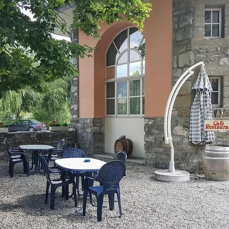 Les Berges Hotel