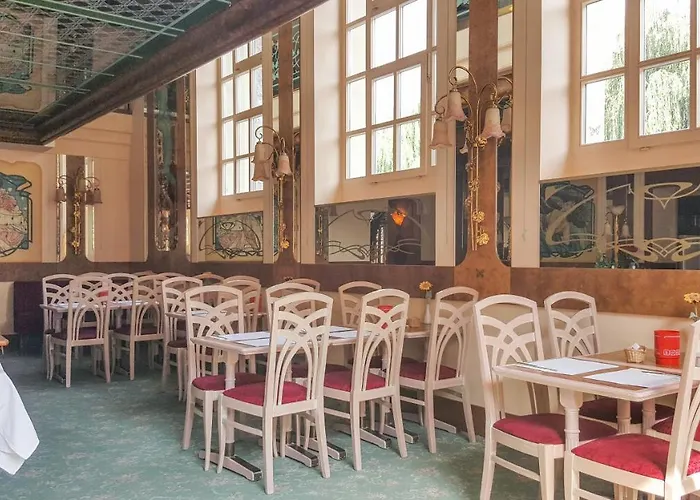 Les Berges 3* Chippis